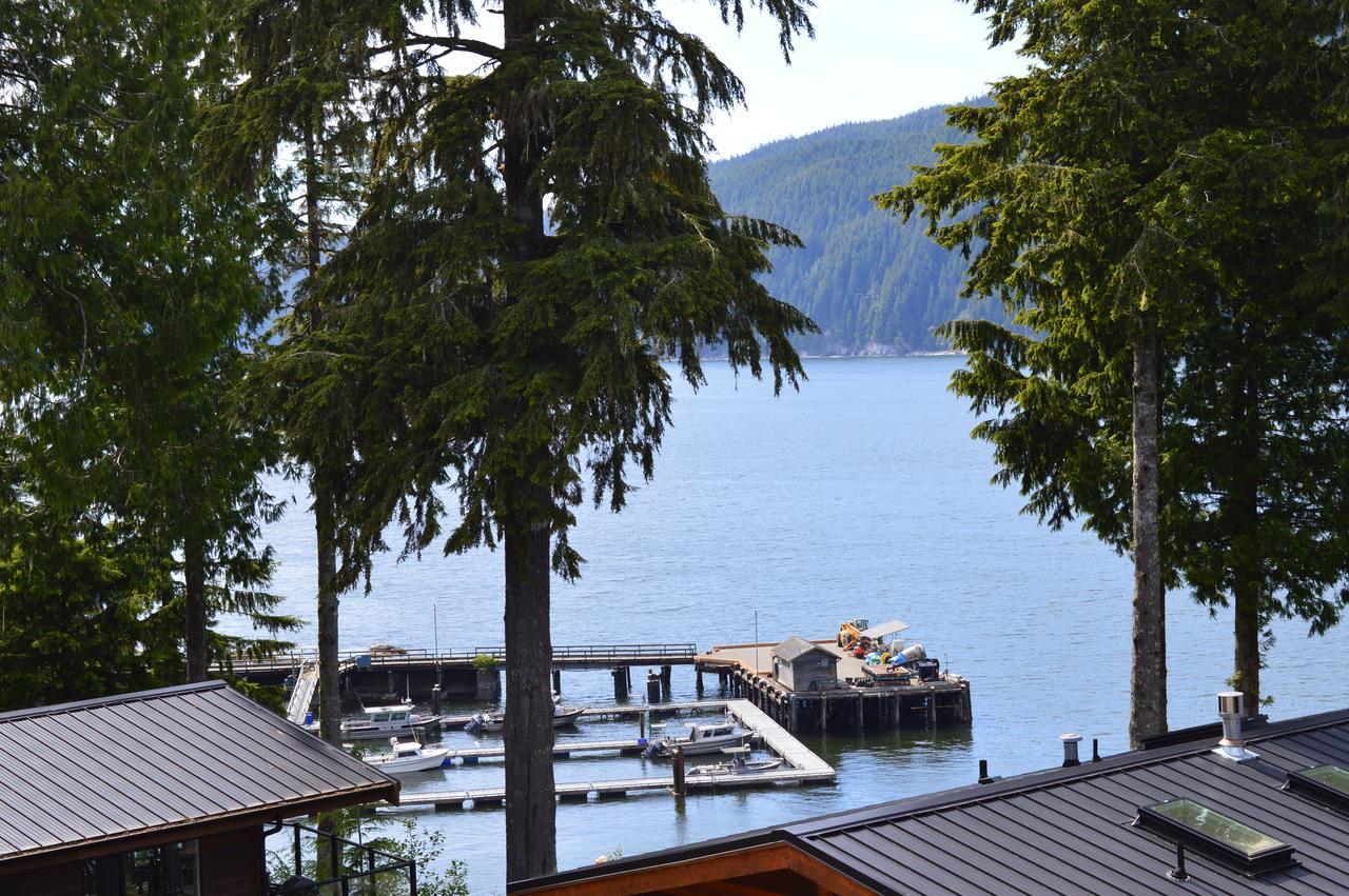 Pair-A-Dice Cottage Port Renfrew Buitenkant foto